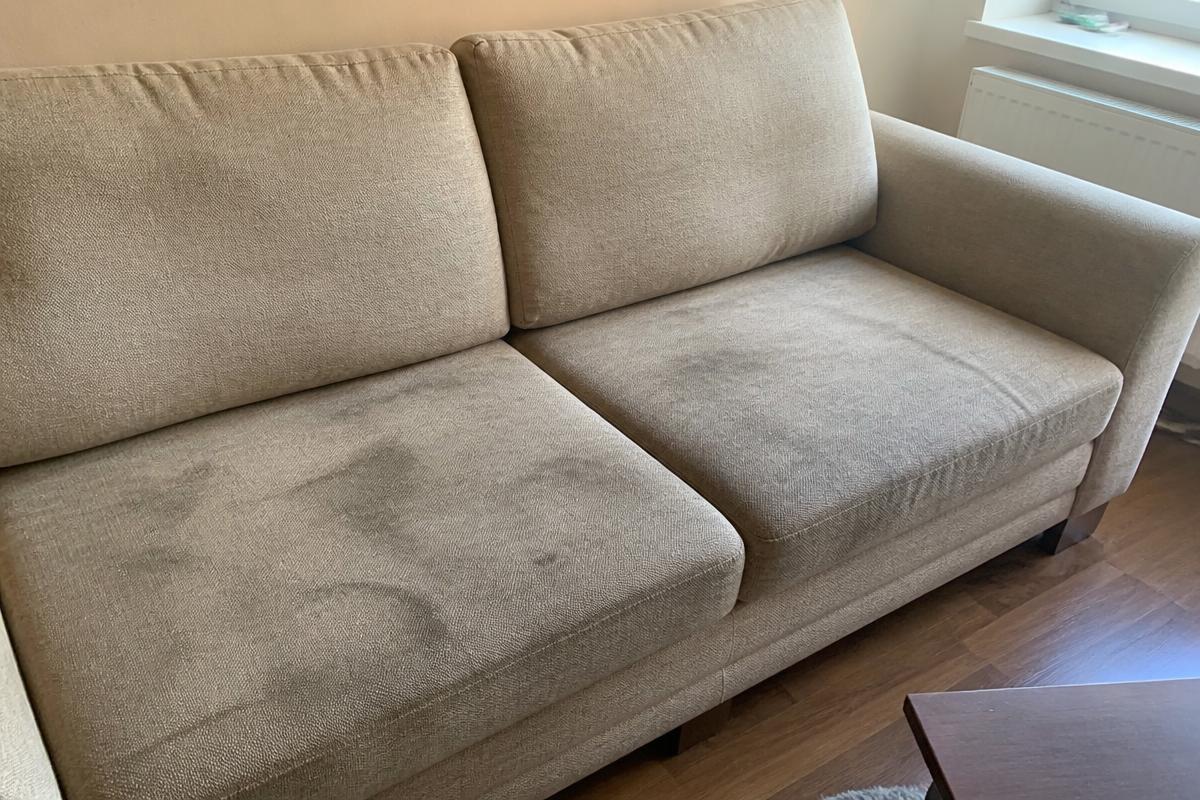 Sofa — przed